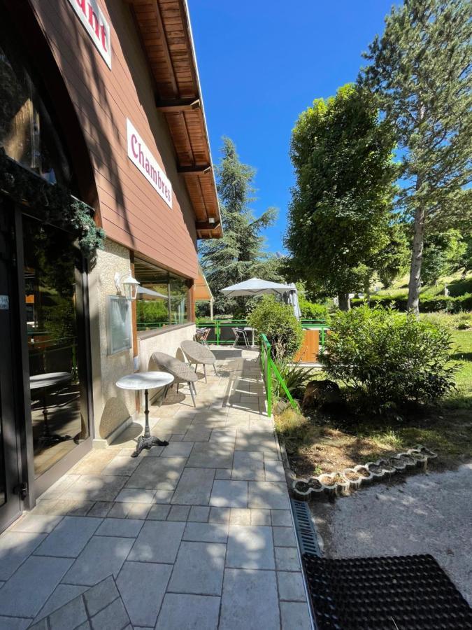 Logis Le Chalet Saint-Maurice-en-Trieves Экстерьер фото