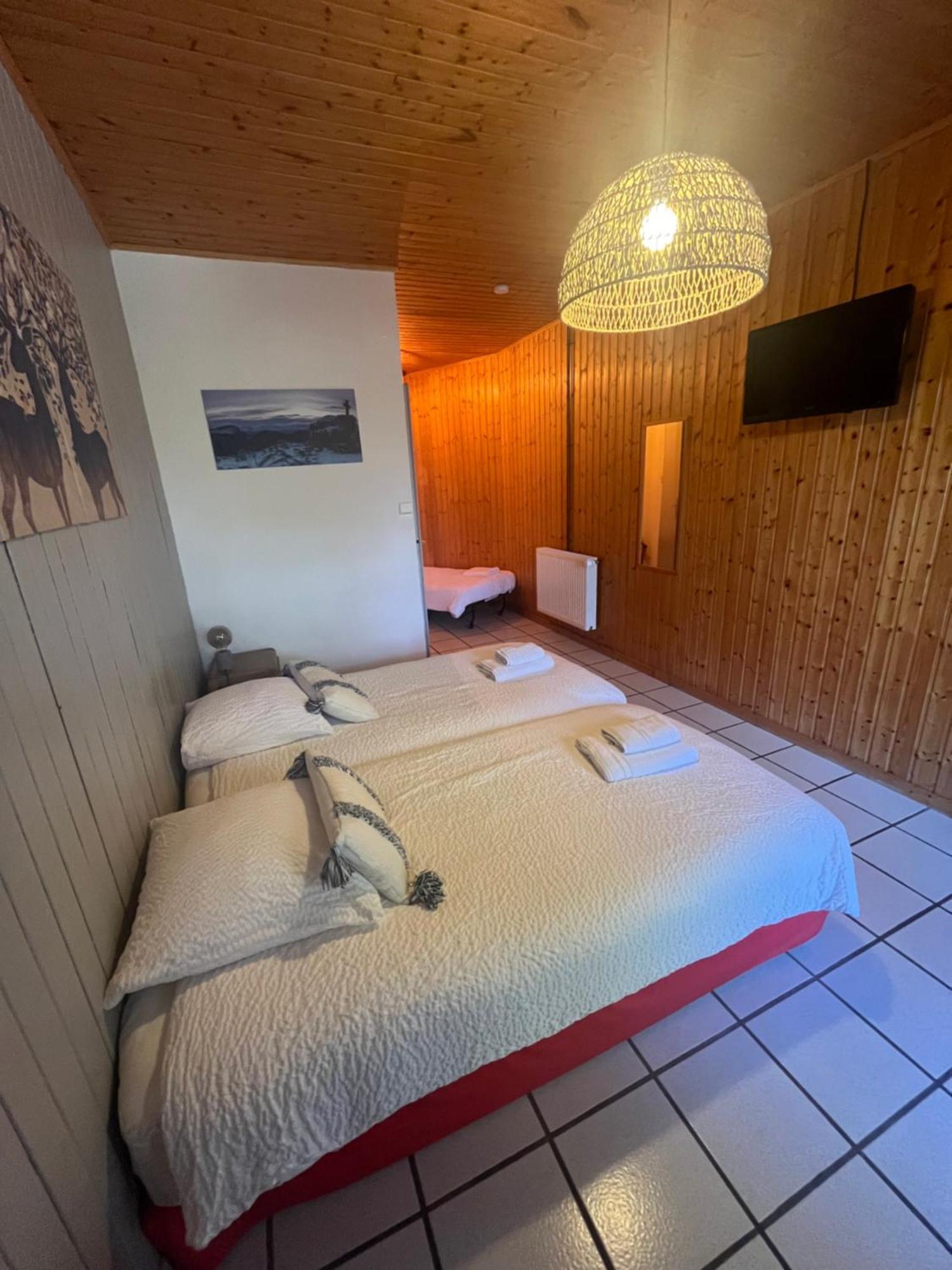 Logis Le Chalet Saint-Maurice-en-Trieves Экстерьер фото