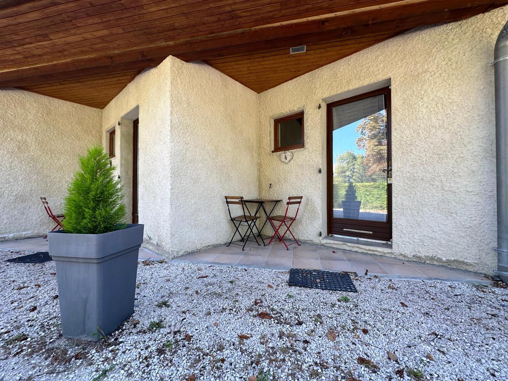 Logis Le Chalet Saint-Maurice-en-Trieves Экстерьер фото