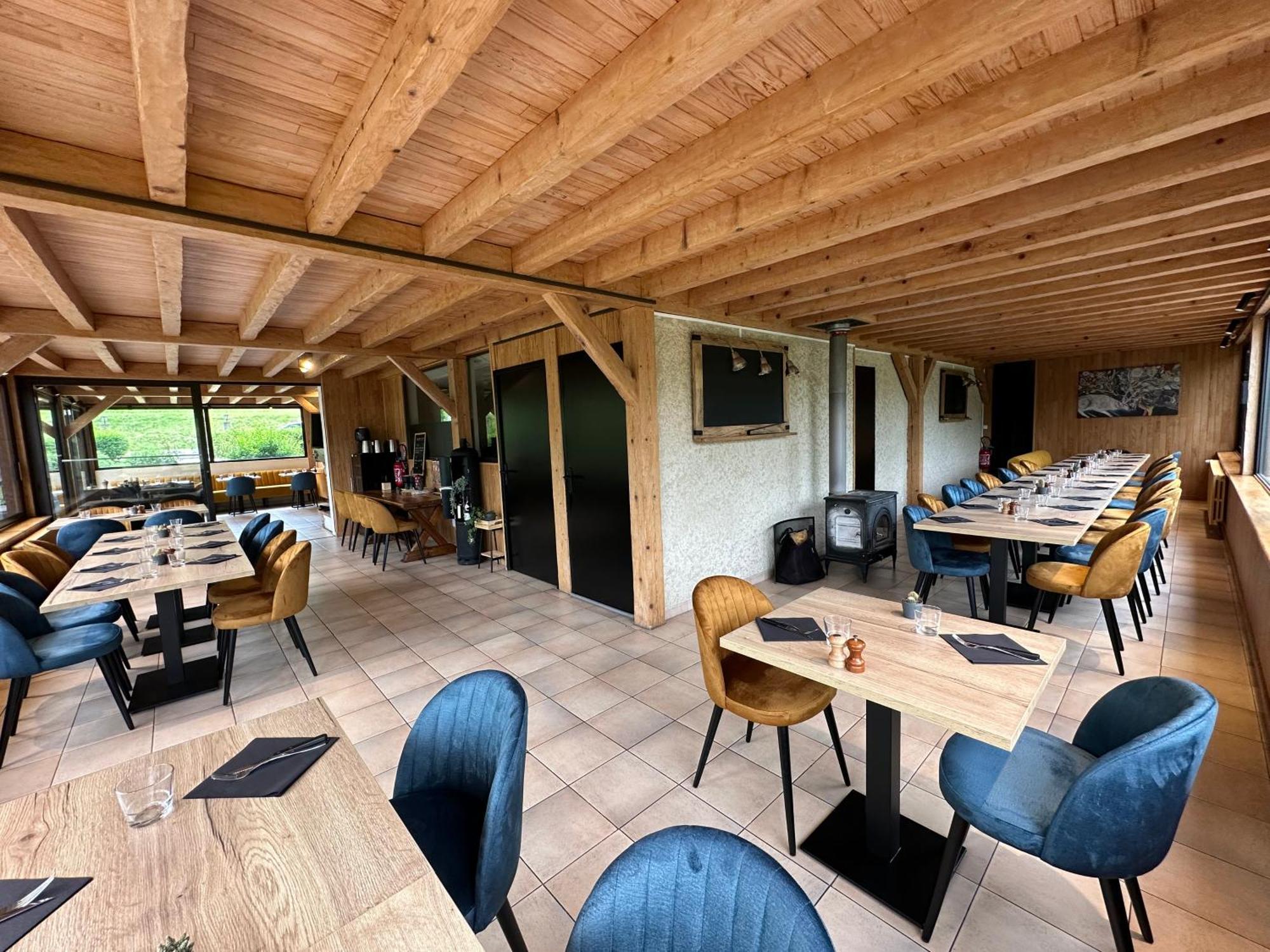 Logis Le Chalet Saint-Maurice-en-Trieves Экстерьер фото