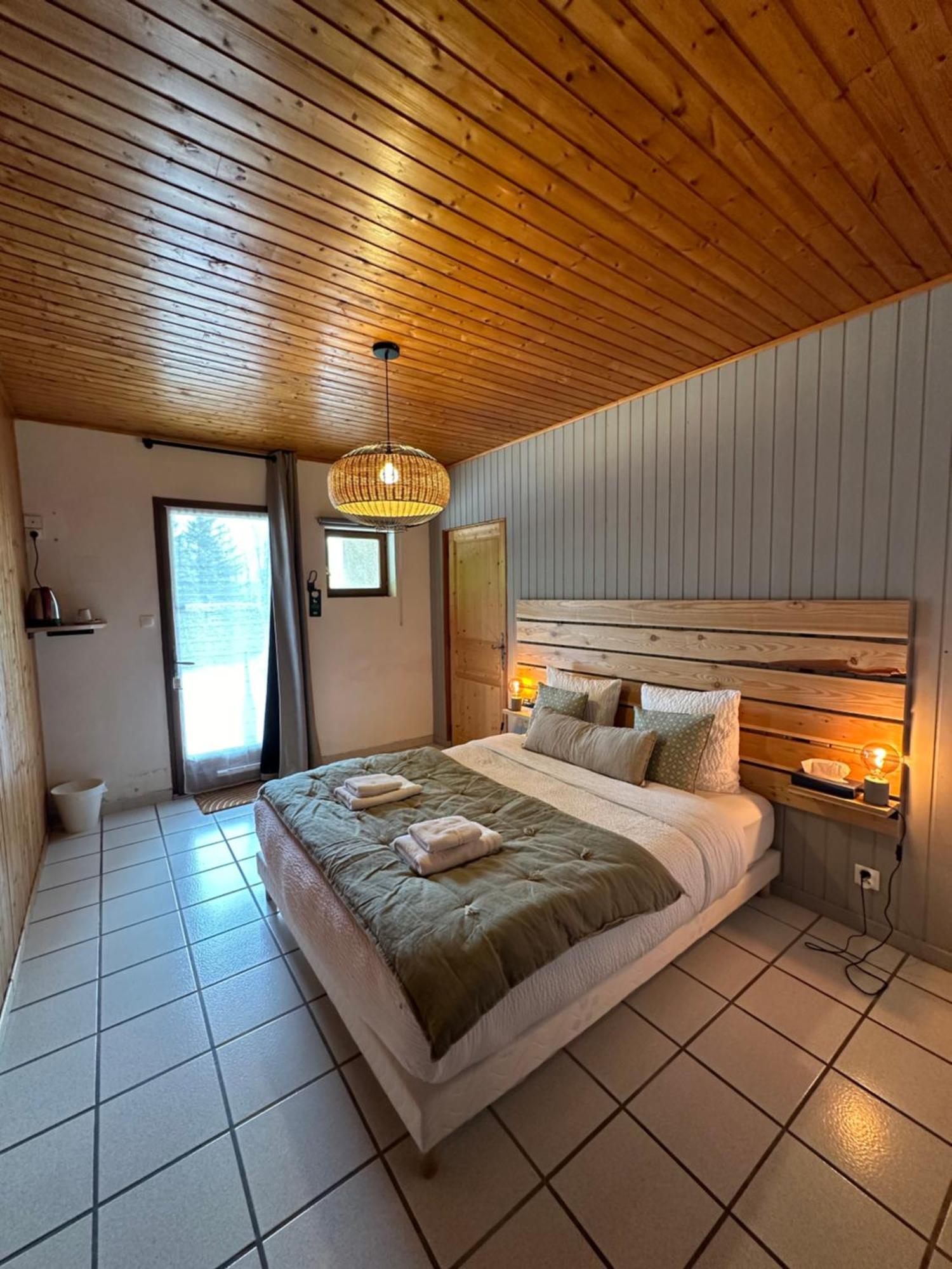Logis Le Chalet Saint-Maurice-en-Trieves Экстерьер фото